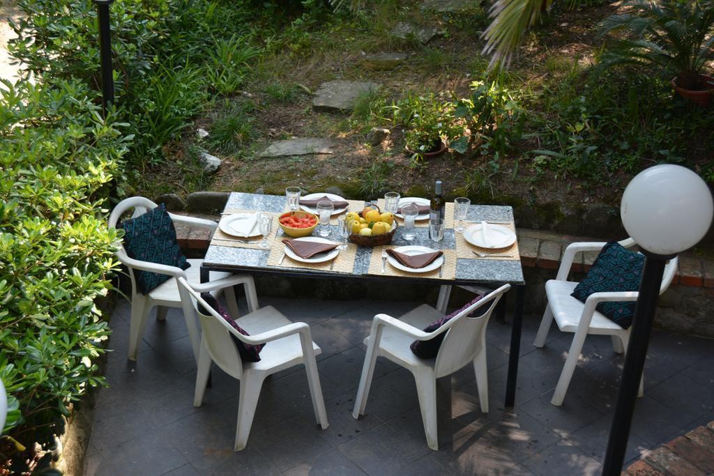 Pretty White House Villa Monterosso al Mare Exterior photo