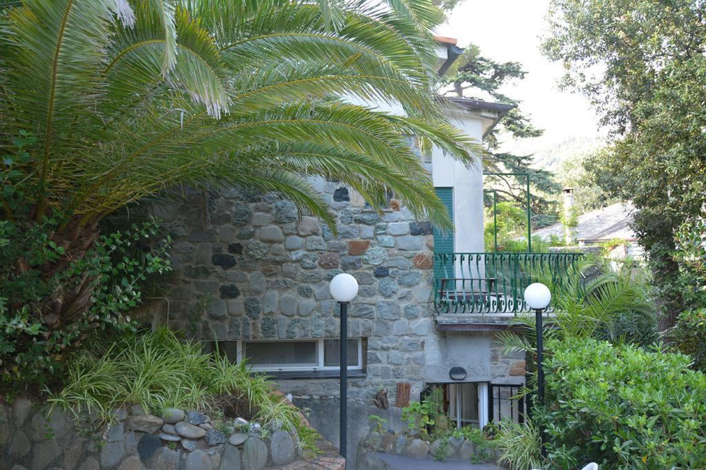 Pretty White House Villa Monterosso al Mare Exterior photo