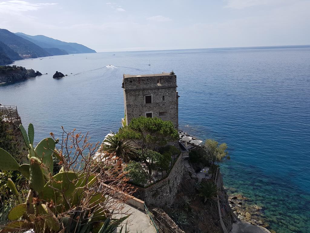 Pretty White House Villa Monterosso al Mare Exterior photo