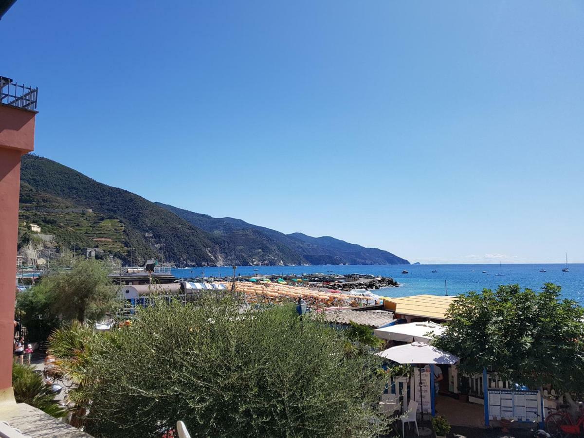 Pretty White House Villa Monterosso al Mare Exterior photo